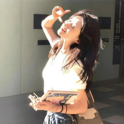 女交通员 封面